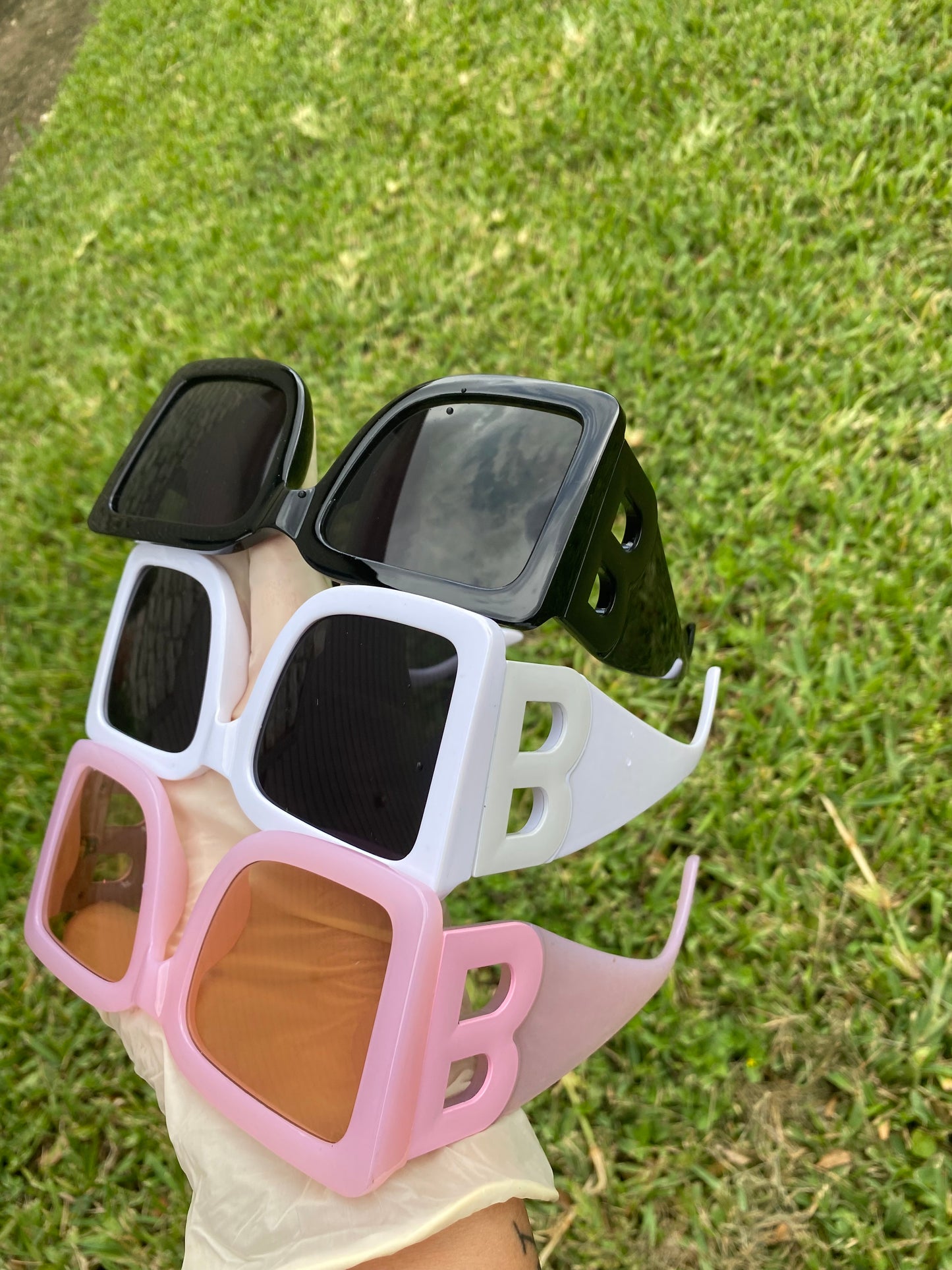 B sunglasses