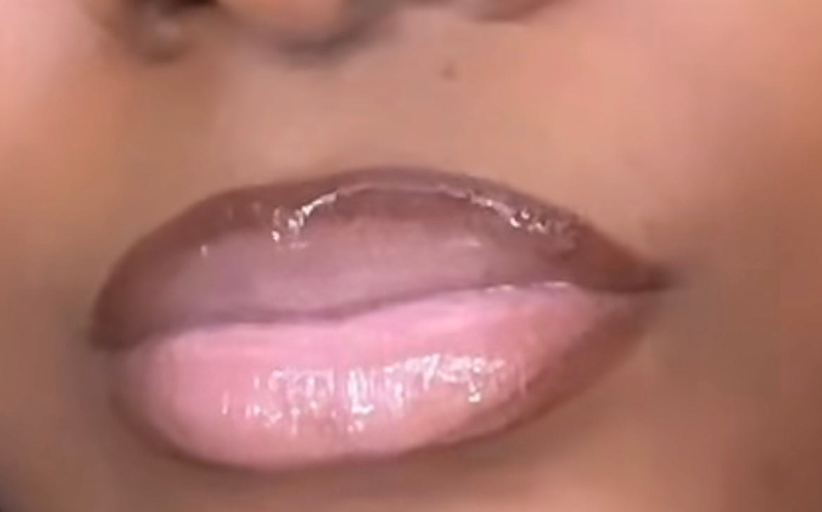 Signature pout lip combo