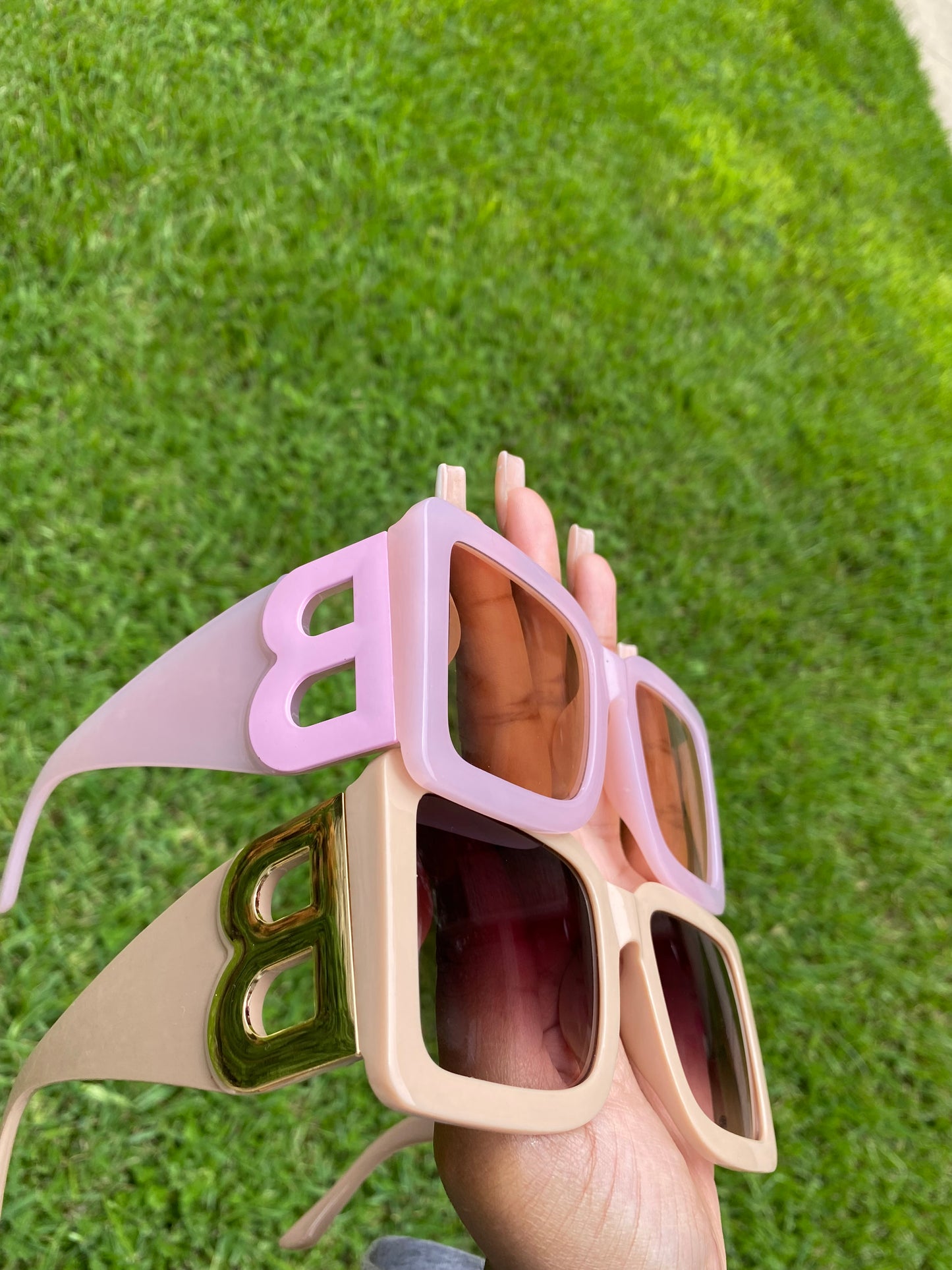 B sunglasses