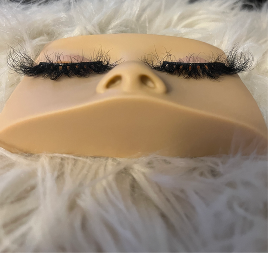 Lavish lashes